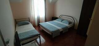 Гостиница Веста Джубга 3-х местный стандарт с балконом, со всеми удобствами-3